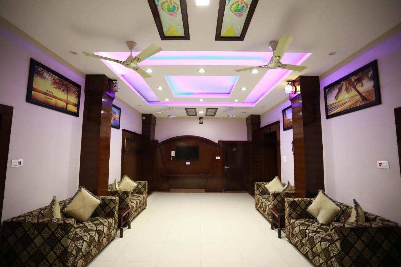 Hotel Krishna Ji หริทวาร ภายนอก รูปภาพ